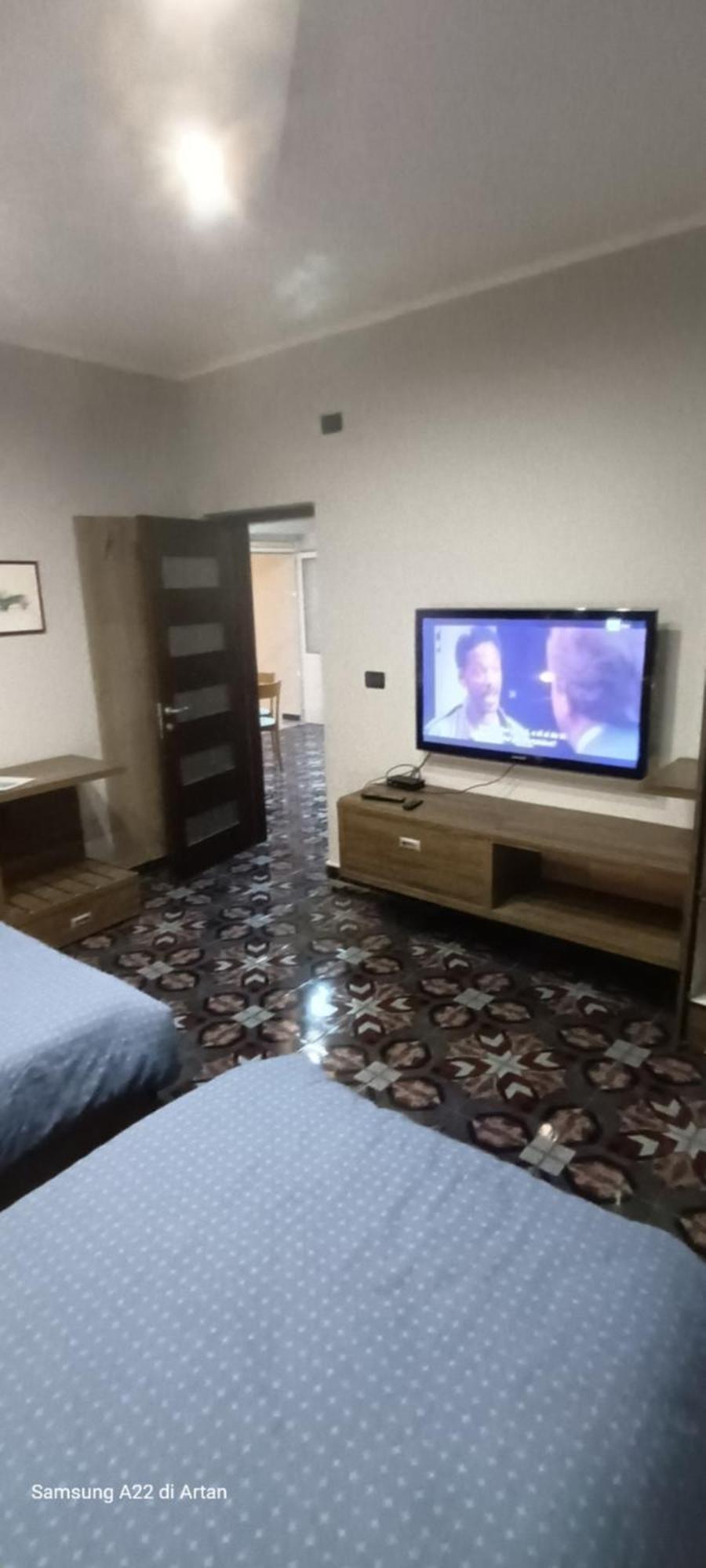 Royal Aparthotel Vlore Bagian luar foto