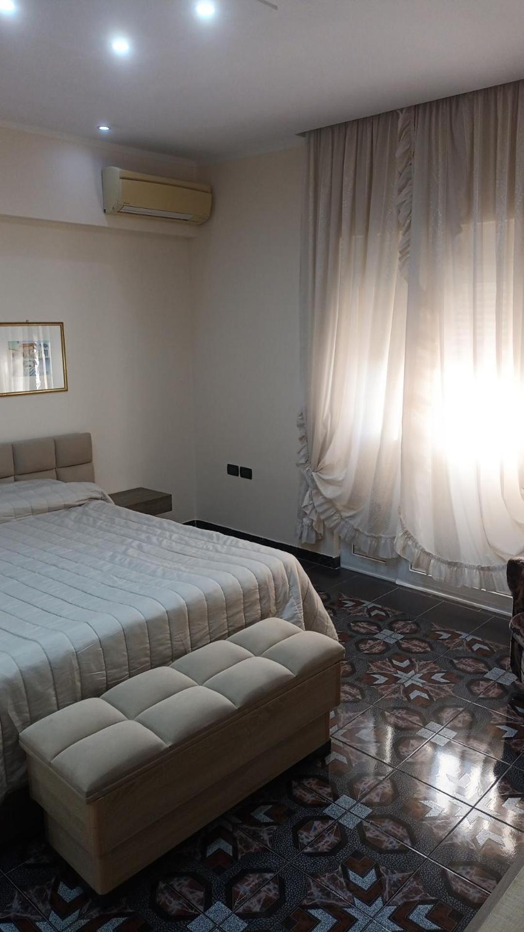 Royal Aparthotel Vlore Bagian luar foto